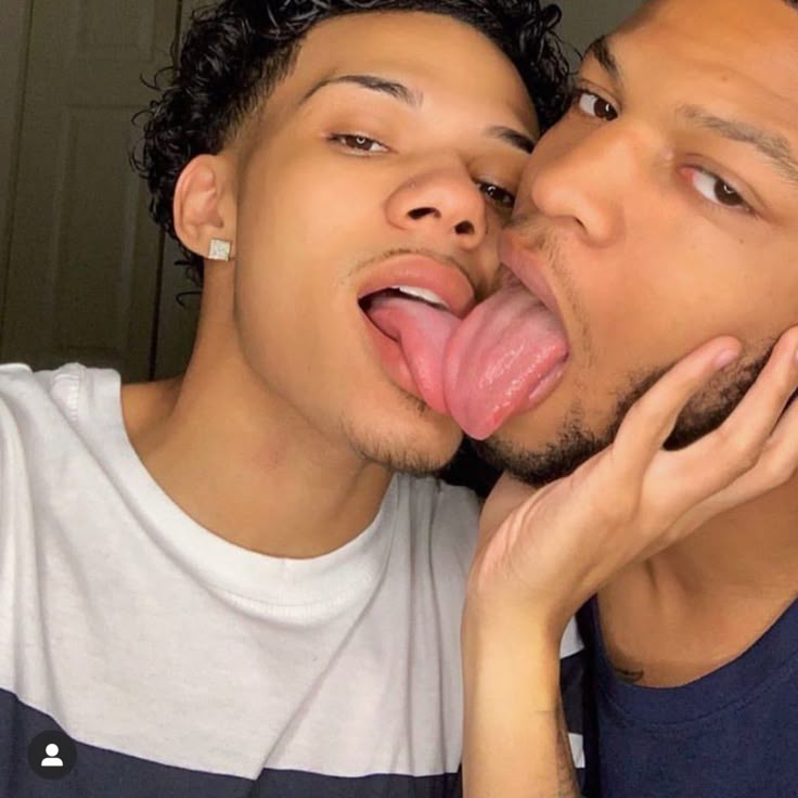 Light Skin Twinks 10303