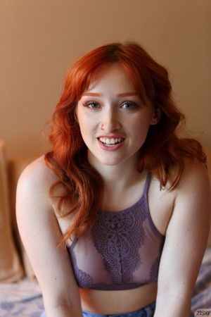 avin anto add Nude Curvy Redheads photo