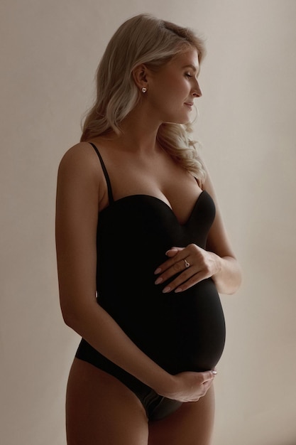 anita marie rios add Pregnant Blonde Woman photo