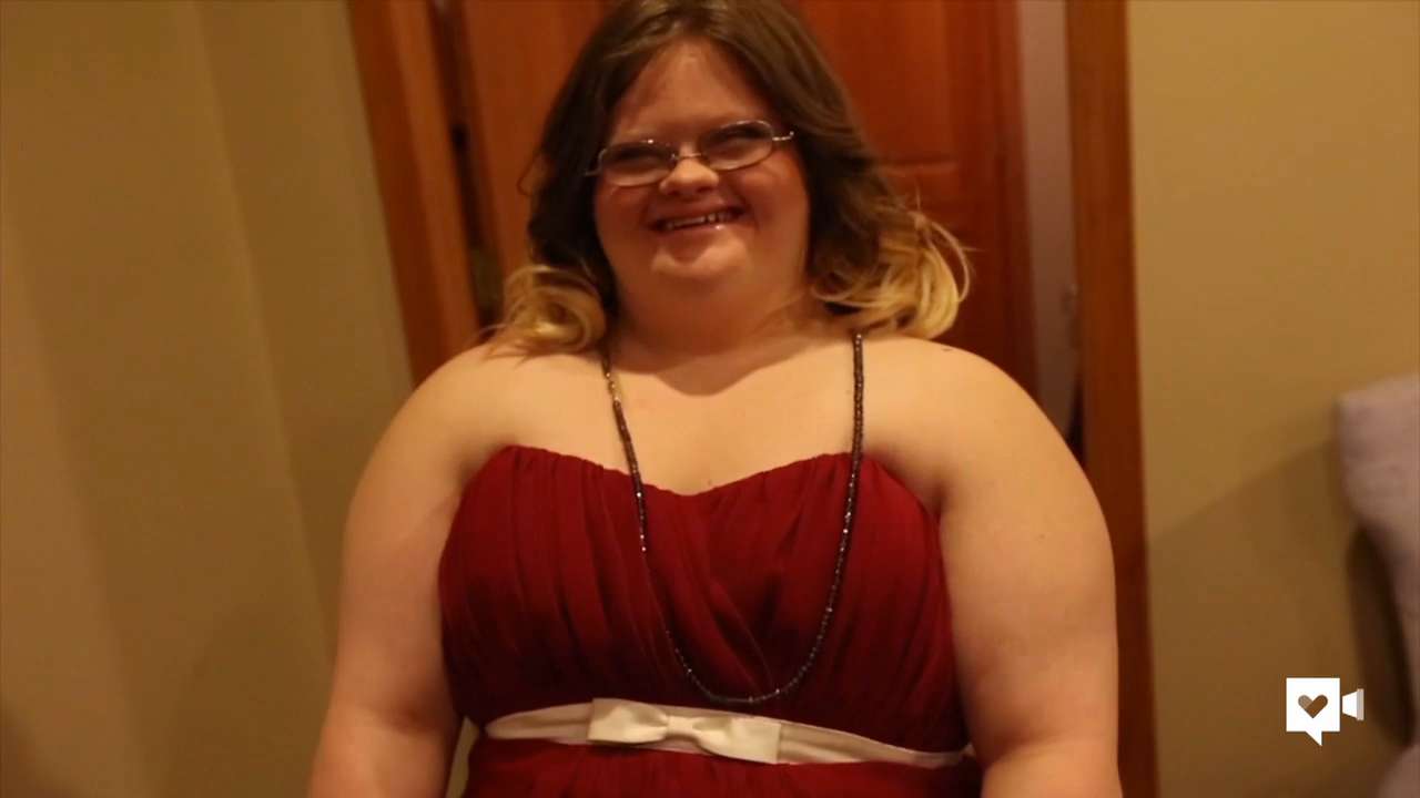 brittany buckle add Teenage Woman Naked photo