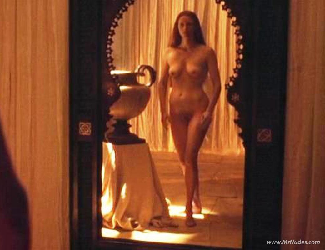 basma elsawy add Tilda Swinton Naked photo