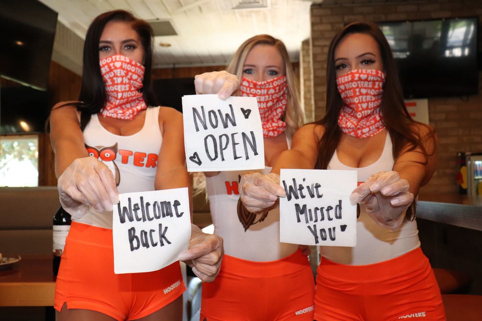 carol knapp add Welcome To Big Hooters photo