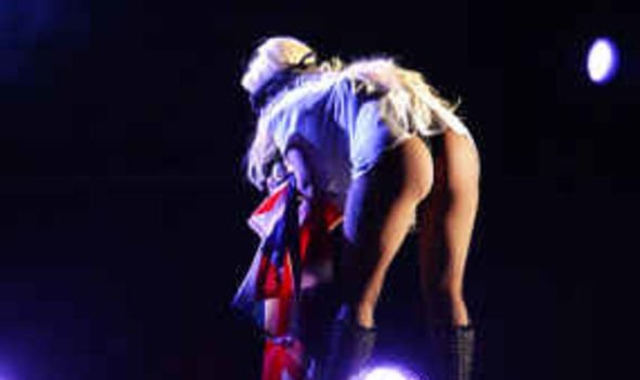 christopher douglas neitzel add Women Flashing At Concerts photo