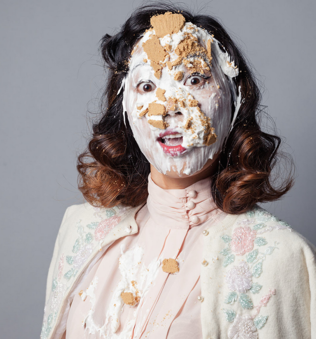 adwan alshammari add Women Pied In The Face photo